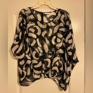 Black and white blouse crop